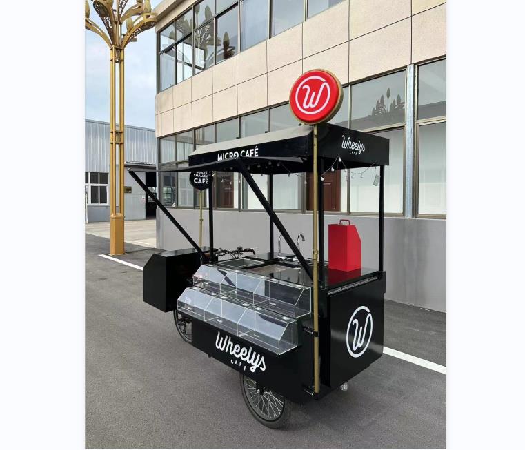 Innovative Multifunctional Food Cart Takes Street Food to the Next Level